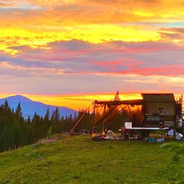Sunset and our off-road trailer | Boreas Campers Homepage Our off-road camper trailer on mountain sunset background | Boreas Campers Homepage